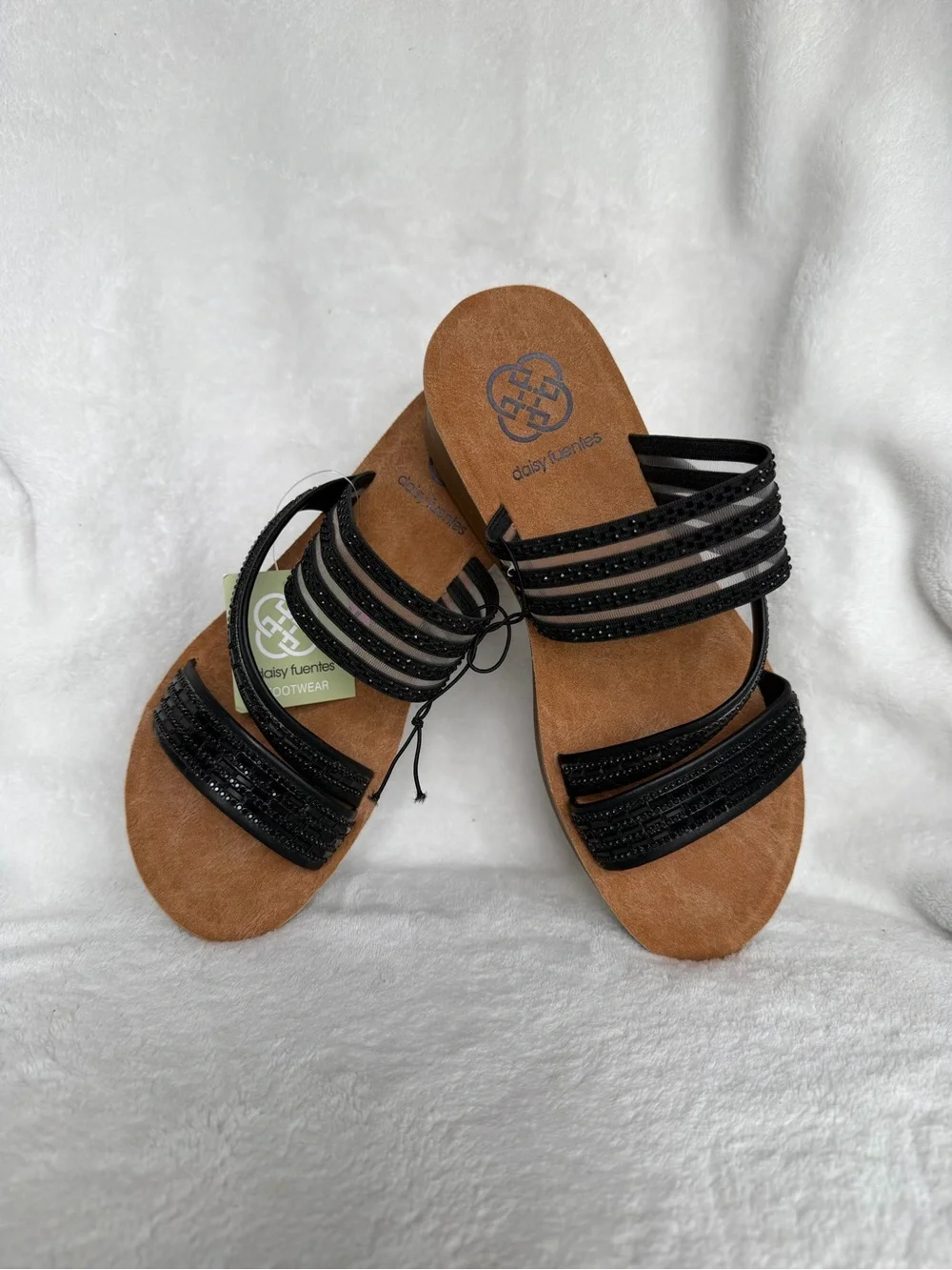 Daisy Fuentes slide sandals